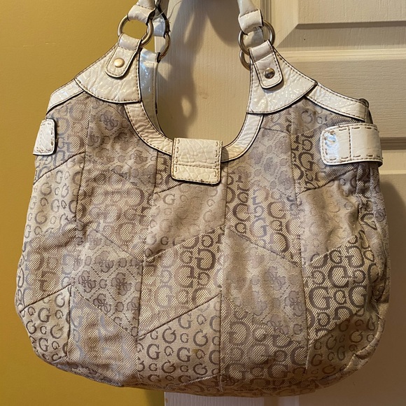 Vintage Guess hobo bag - Picture 2 of 4